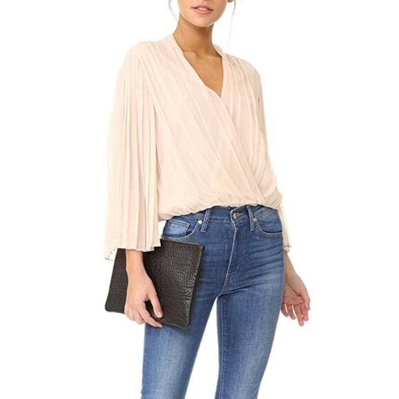 Alice + Olivia Axel Cross Front Top in Champagne Pleated - Picture 2 of 8